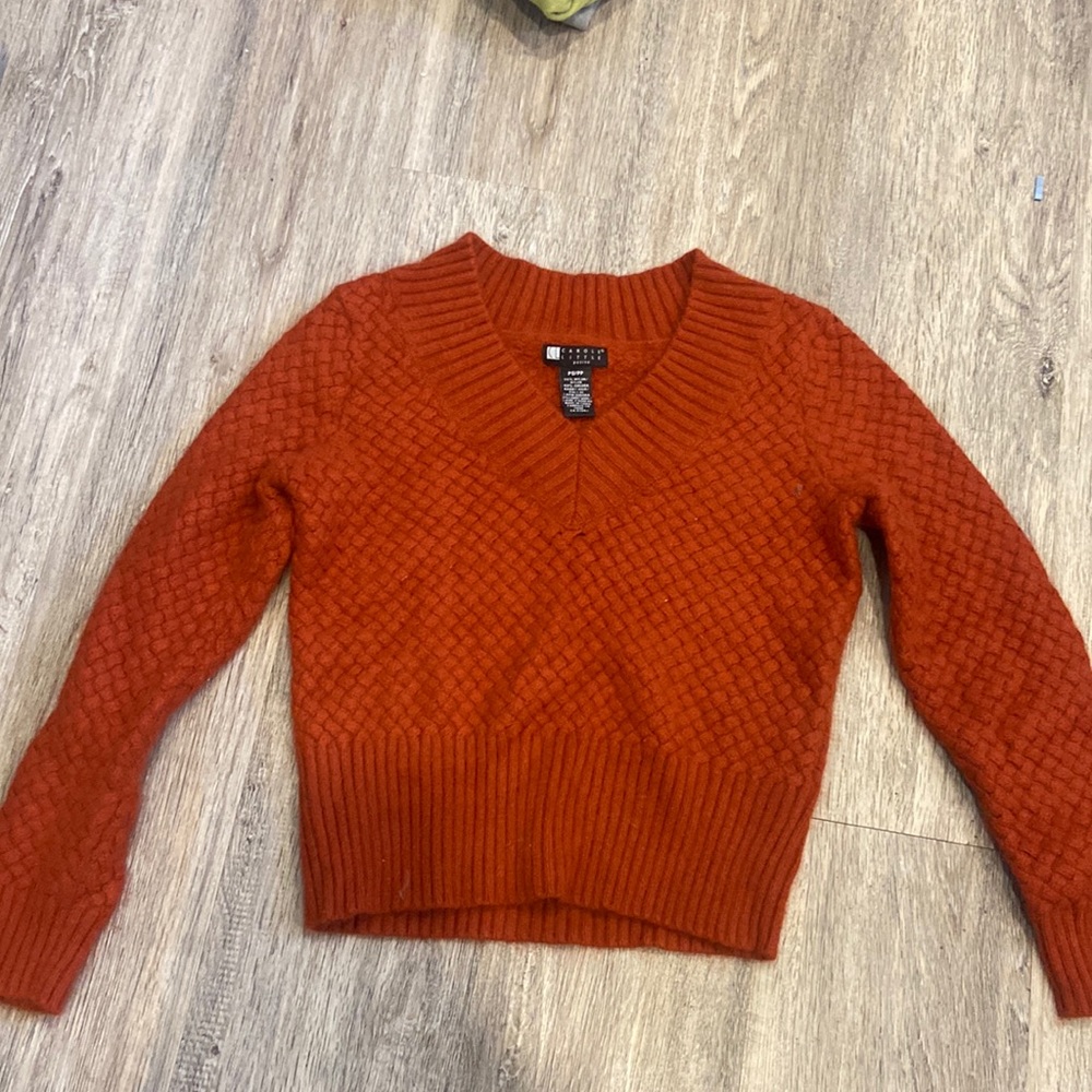 Cropped orange sweater